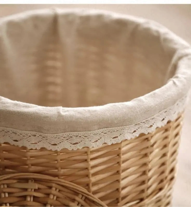 Elegant and Durable Wicker Laundry Basket Hedgehog Decor