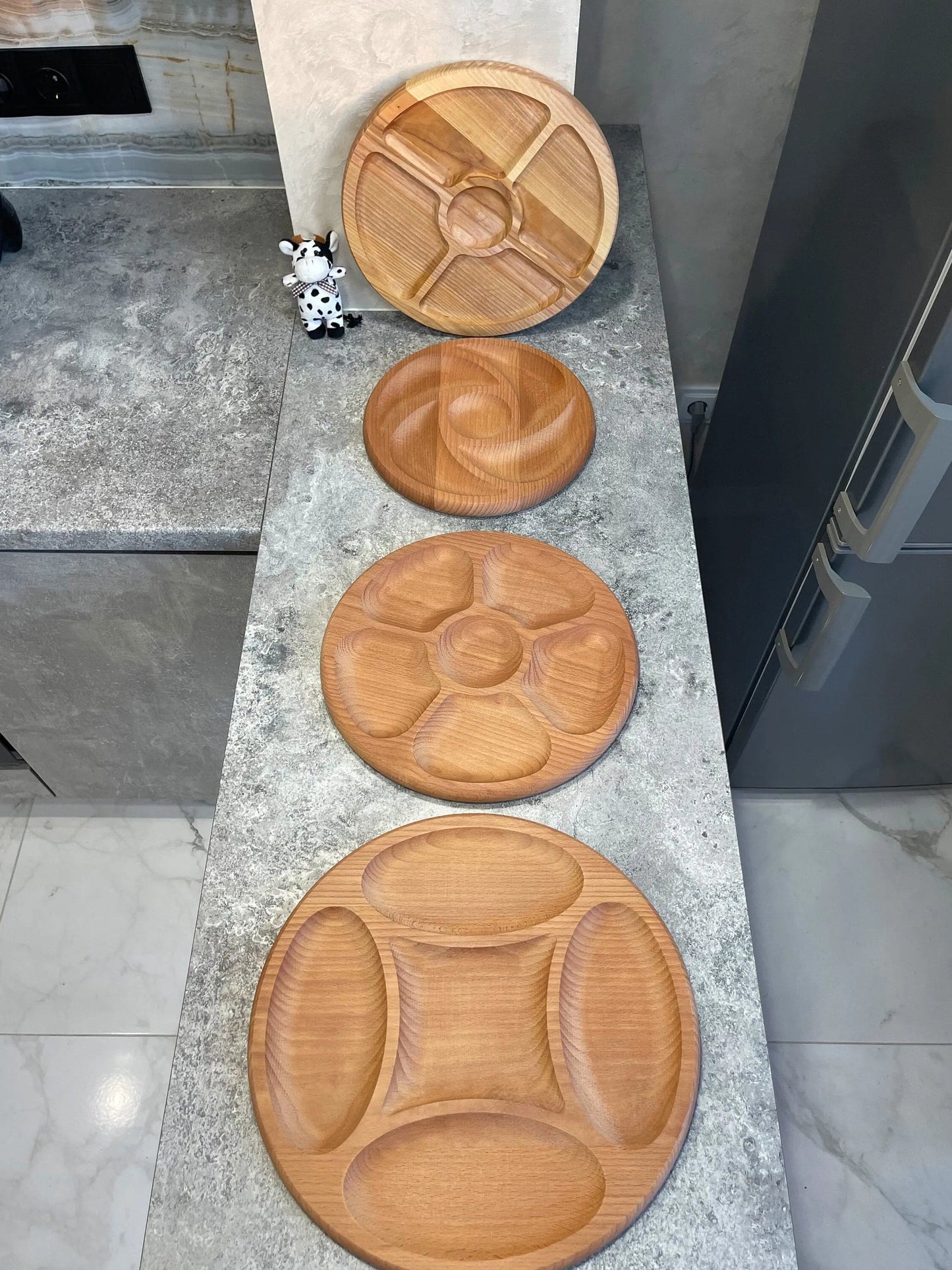Wooden 4-piece appetizer plate Hedgehog Decor