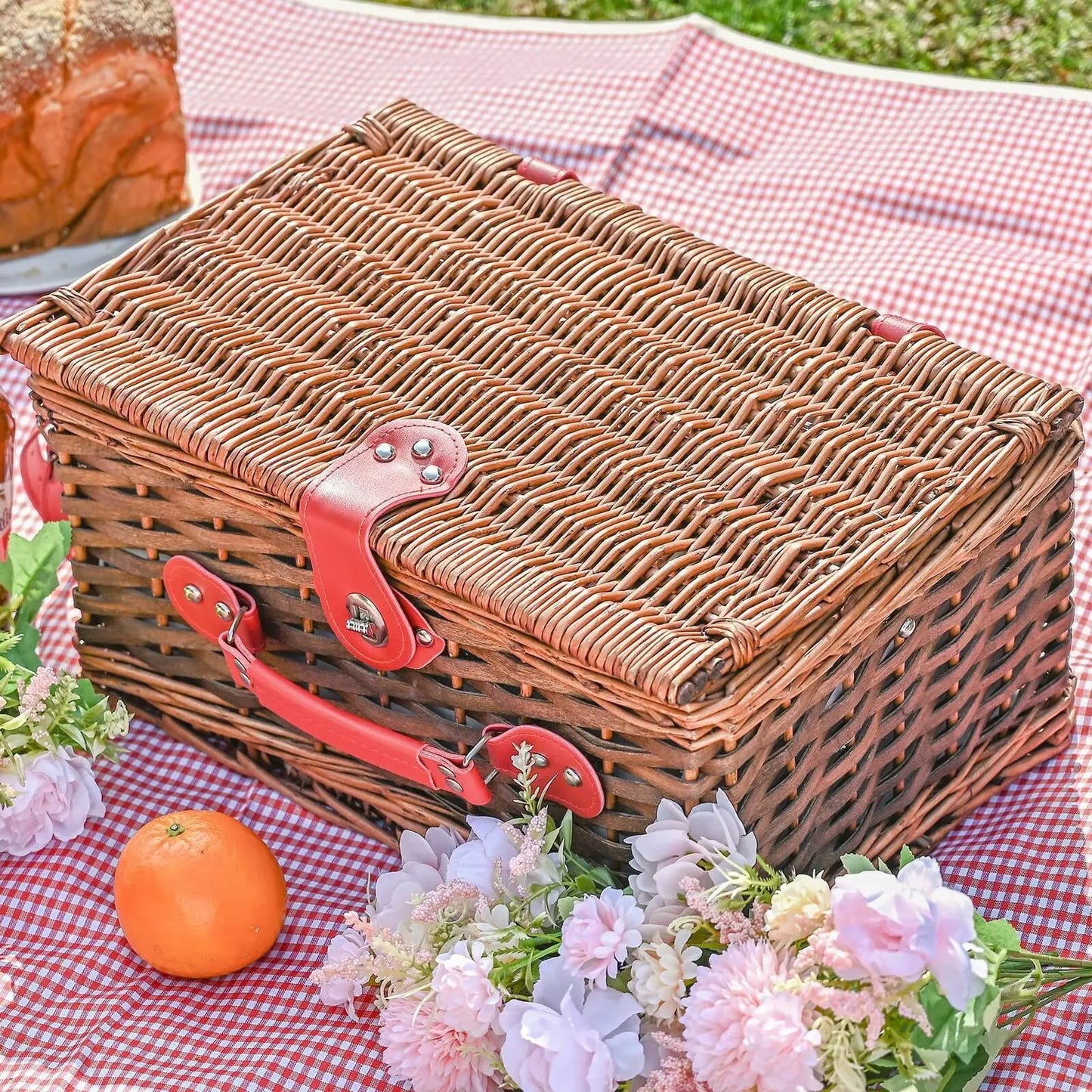 Wicker picnic set for 4 Hedgehog Decor